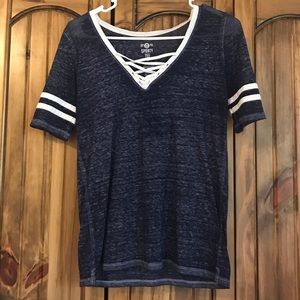 Juniors So navy blue sporty tee size XXS